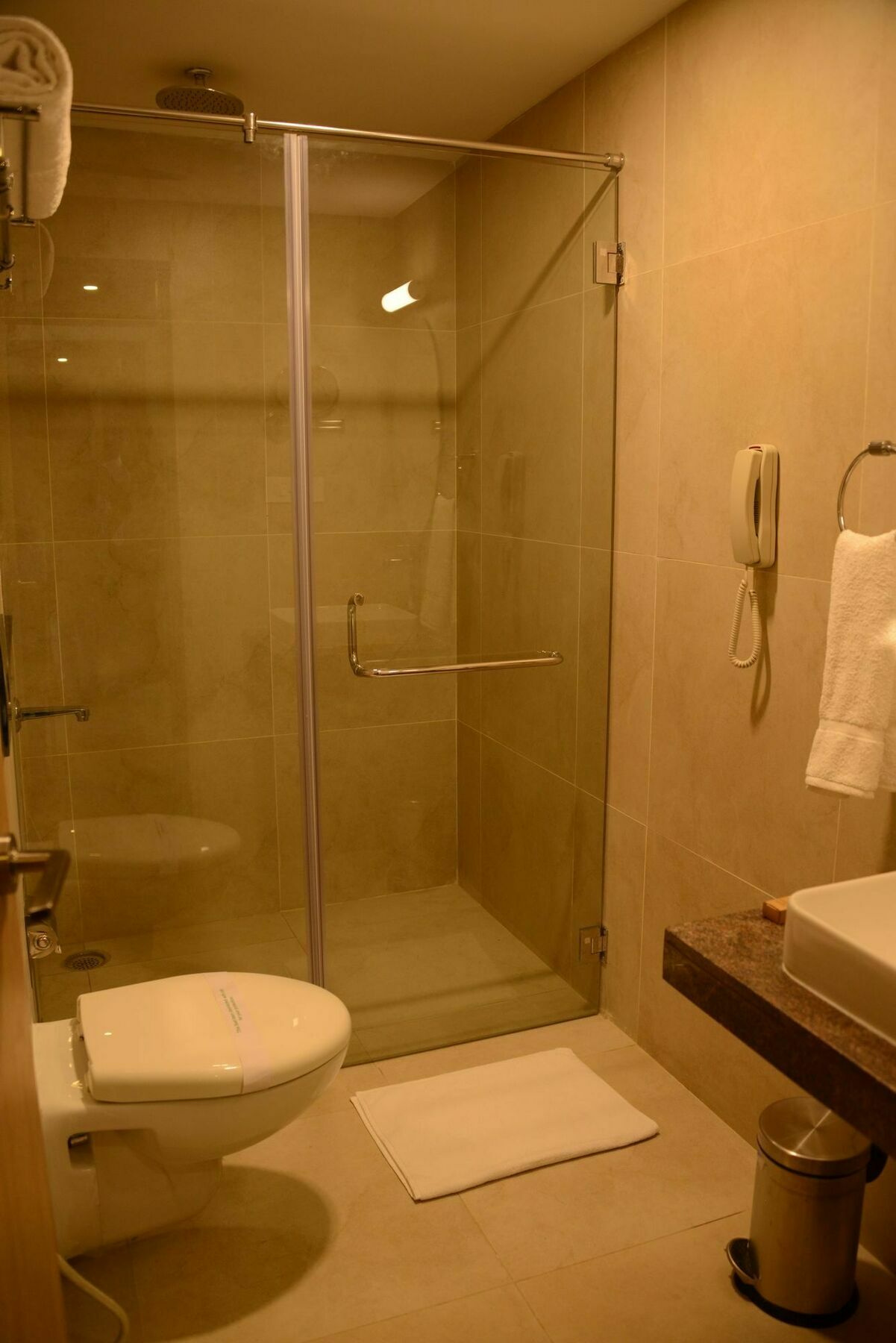 Blu Iris Hotel Csennai Kültér fotó